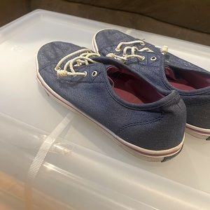 Sparkly blue sperry